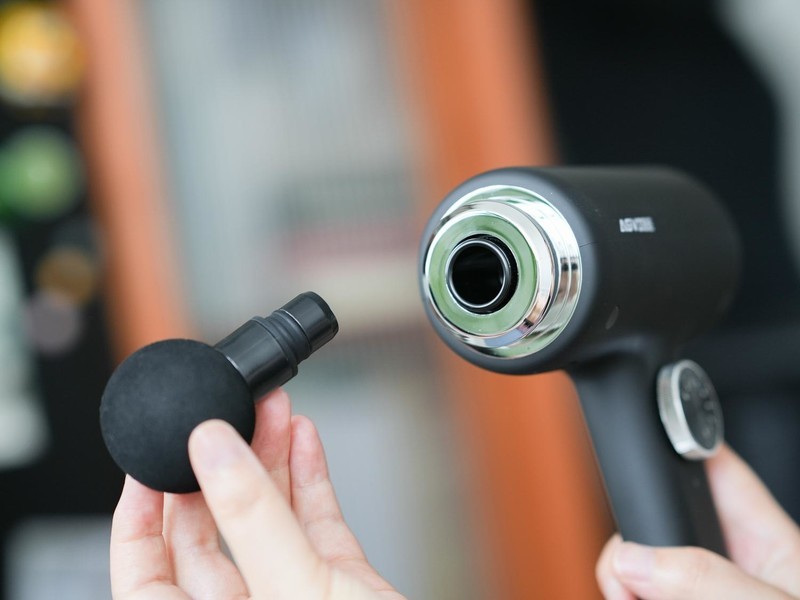 “非常规”发烧专业级深层击打筋膜枪，未野PRO上手体验超全实测