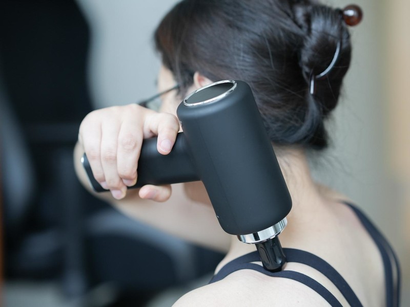 “非常规”发烧专业级深层击打筋膜枪，未野PRO上手体验超全实测