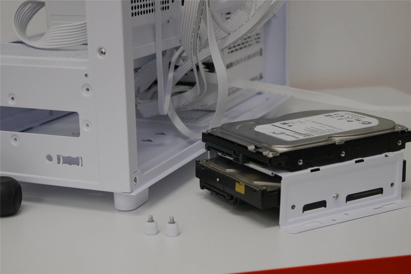 分享一下，搭建一套Thermaltake的海景房主机，到底有多爽