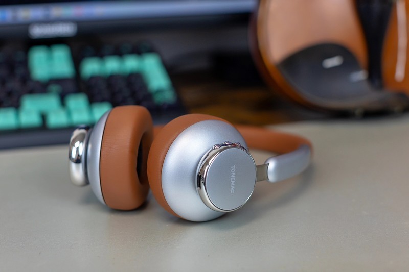 时尚穿搭新选择，唐麦H9复古头戴式蓝牙耳机，让你出街更有型