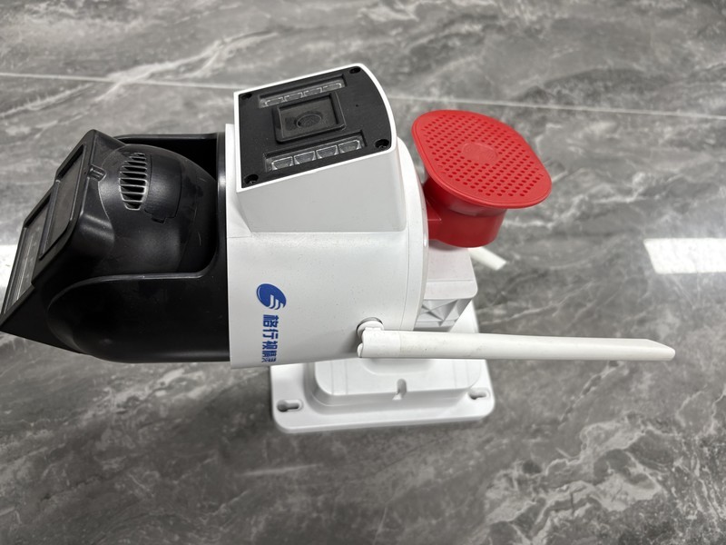 摄像头监控哪个品牌好用？拆穿参数陷阱！三款户外监控硬核测评：90%人不知道的真相！