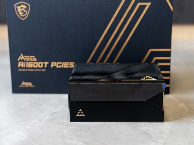 碳化硅加持，真传家宝，微星MEG Ai1600T PCIE5超神电源首发晒单