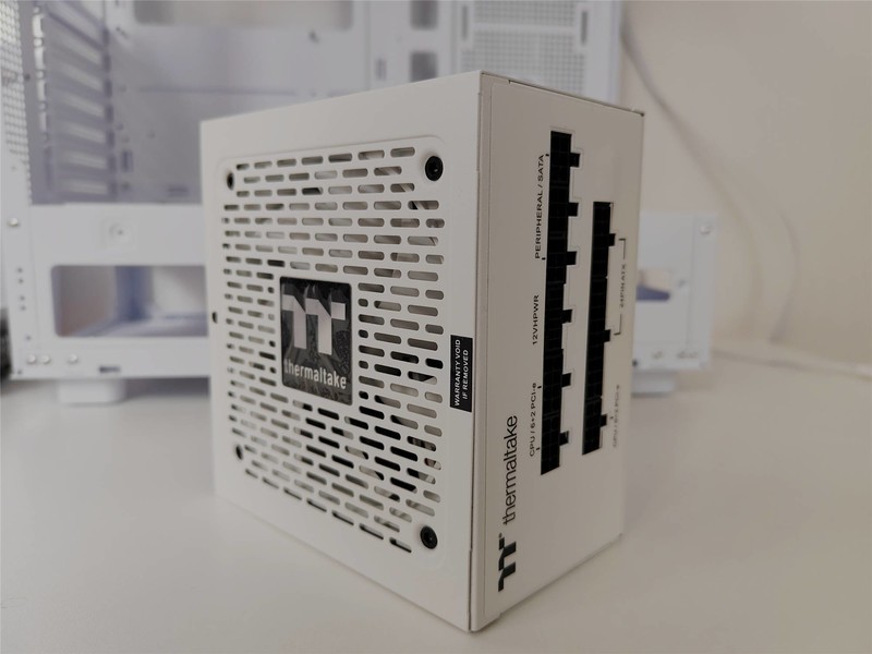 分享一下，搭建一套Thermaltake的海景房主机，到底有多爽