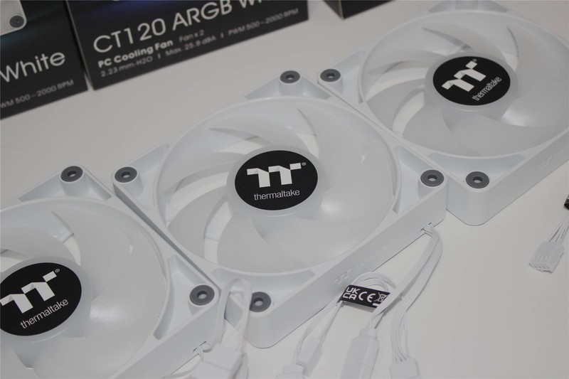 分享一下，搭建一套Thermaltake的海景房主机，到底有多爽