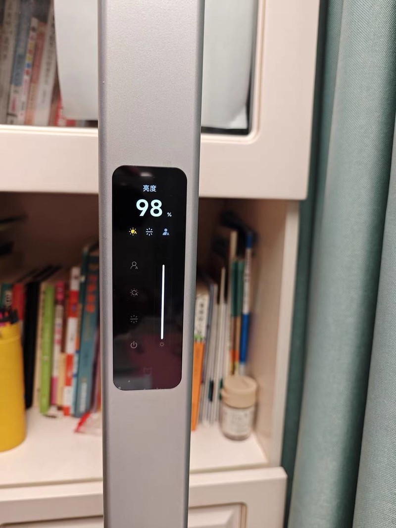 护眼大路灯有没有推荐？哪款好？2025护眼效果最好的品牌测评分享