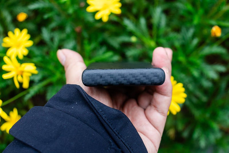 户外运动可携带的碳纤维超轻充电宝Klarus K5轻体验