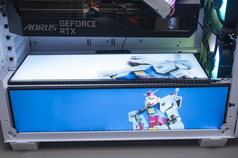 生于1979，萝卜控圆梦，威刚XPG幻境双透机箱 机动战士主题装机