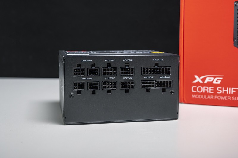 生于1979，萝卜控圆梦，威刚XPG幻境双透机箱 机动战士主题装机