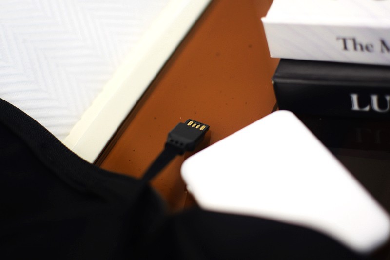 石墨烯发热 空气层锁温 AIHF艾弗石墨烯空气温控马甲