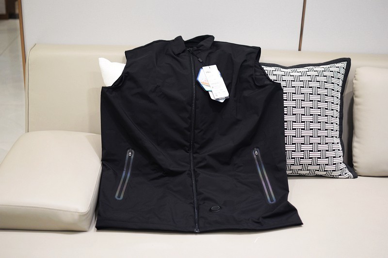 石墨烯发热 空气层锁温 AIHF艾弗石墨烯空气温控马甲