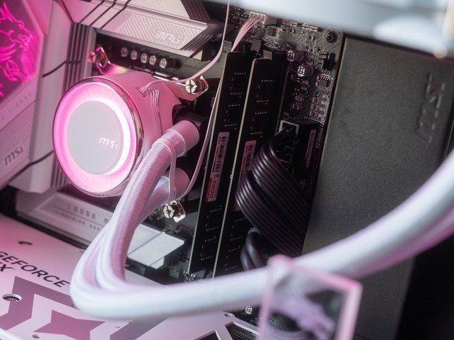 高性价比D5普及条，达墨?16G?DDR5?海力士Adie内存测评