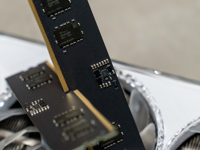 高性价比D5普及条，达墨?16G?DDR5?海力士Adie内存测评