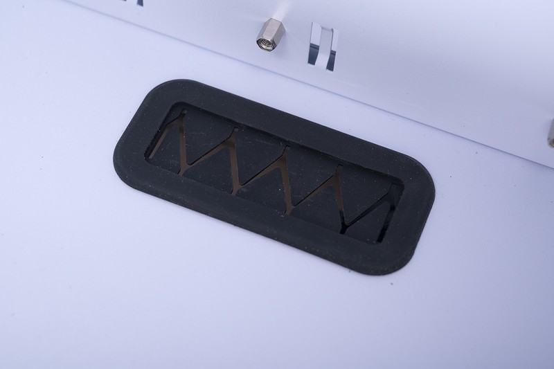 生于1979，萝卜控圆梦，威刚XPG幻境双透机箱 机动战士主题装机