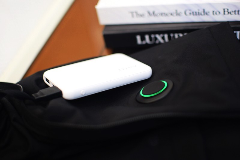 石墨烯发热 空气层锁温 AIHF艾弗石墨烯空气温控马甲