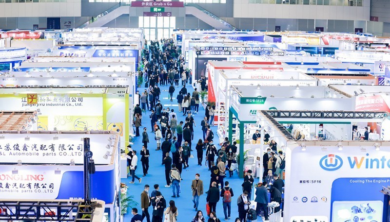 上海国际汽车零配件展，瑞翼鲨光轴入局汽车行业