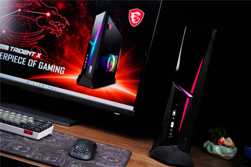 小身材也有大能量，搭载i7和3080Ti的微星海皇戟X是个不错的选择