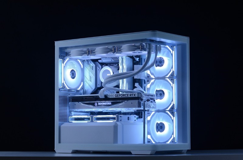 可背插+一体曲面玻璃侧透！乔思伯D300海景房+13700kf+4070Ti装机