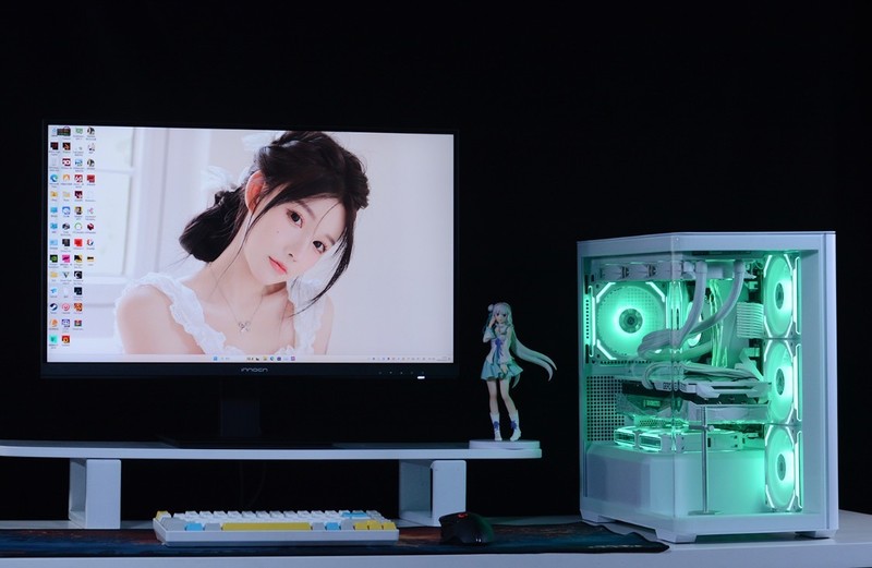 可背插+一体曲面玻璃侧透！乔思伯D300海景房+13700kf+4070Ti装机