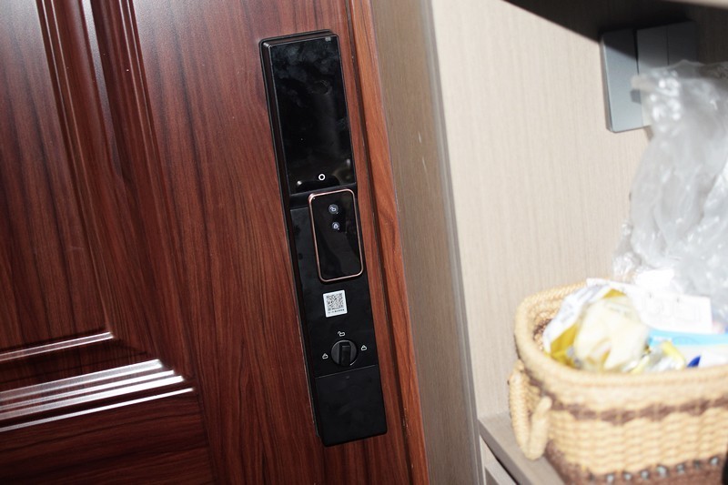 家居安全的智能守护者 VOC猫眼人脸智能锁K9pro