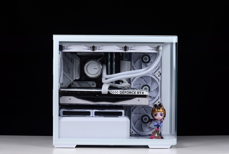 可背插+一体曲面玻璃侧透！乔思伯D300海景房+13700kf+4070Ti装机