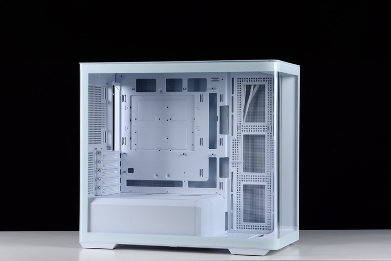 可背插+一体曲面玻璃侧透！乔思伯D300海景房+13700kf+4070Ti装机