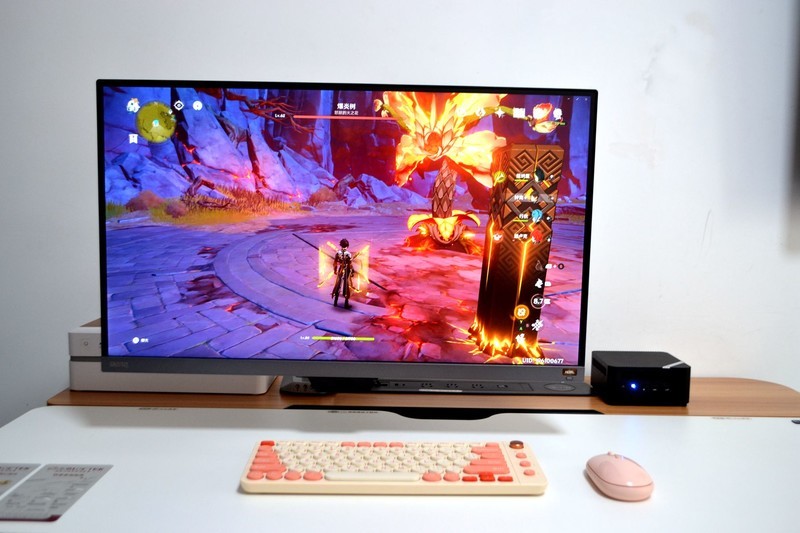 少了屏幕的迷你主机！真的比笔记本香吗？不到2K入手铭凡UM690S