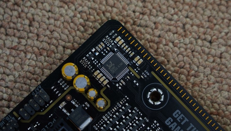 AMD持续YES？AMD 锐龙7 8700G首发评测&装机分享