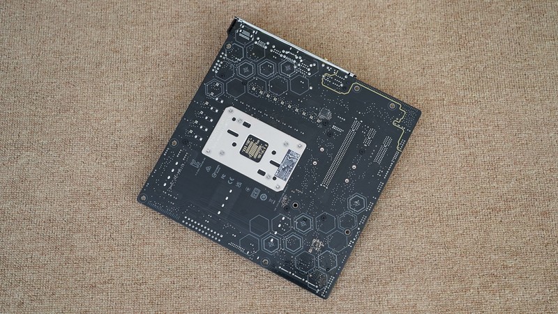 AMD持续YES？AMD 锐龙7 8700G首发评测&装机分享