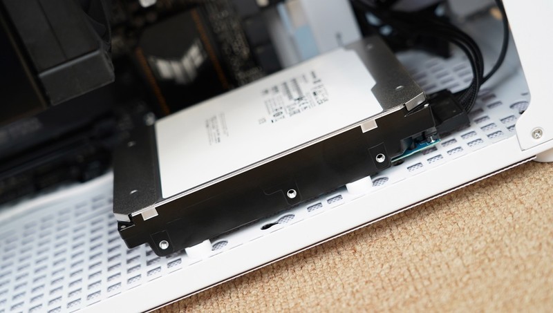 AMD持续YES？AMD 锐龙7 8700G首发评测&装机分享