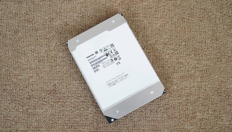 AMD持续YES？AMD 锐龙7 8700G首发评测&装机分享