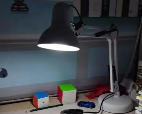 护眼灯最好的牌子是哪个牌子？哪款更值得入手，最新排行榜分享