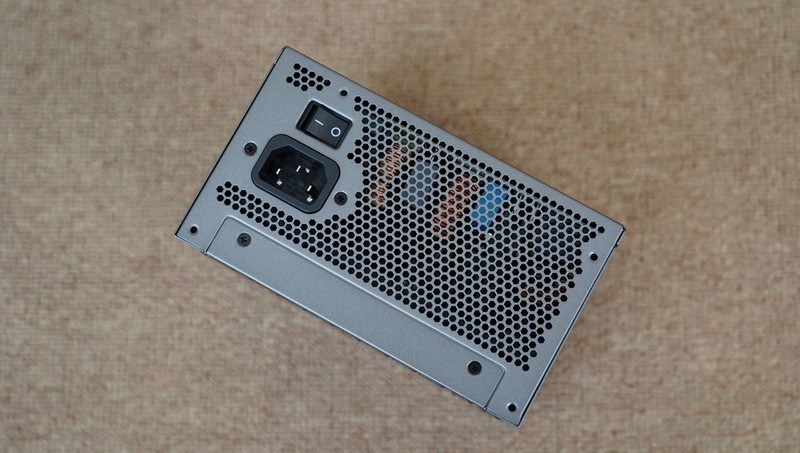 AMD持续YES？AMD 锐龙7 8700G首发评测&装机分享