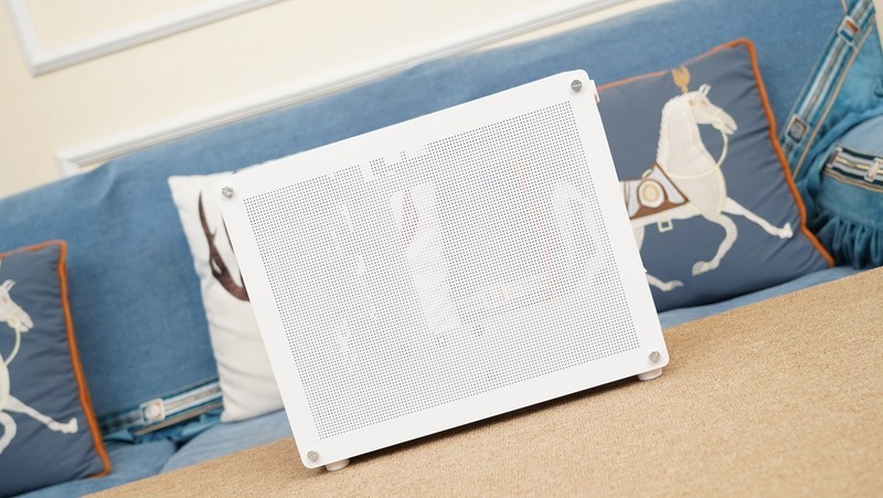 AMD持续YES？AMD 锐龙7 8700G首发评测&装机分享