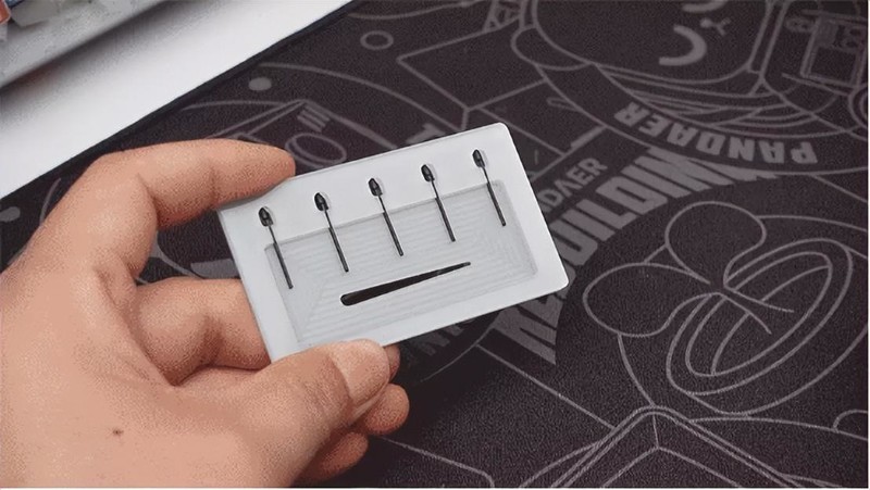 小米生态推出智能电子纸新品，读写体验看齐纸质书