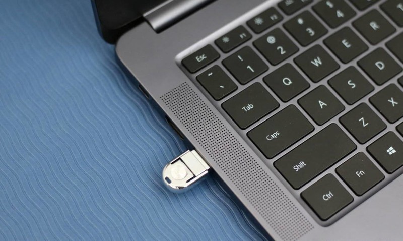 手机内存不够用？宝宝照片如何保存，删除照片是个笨办法