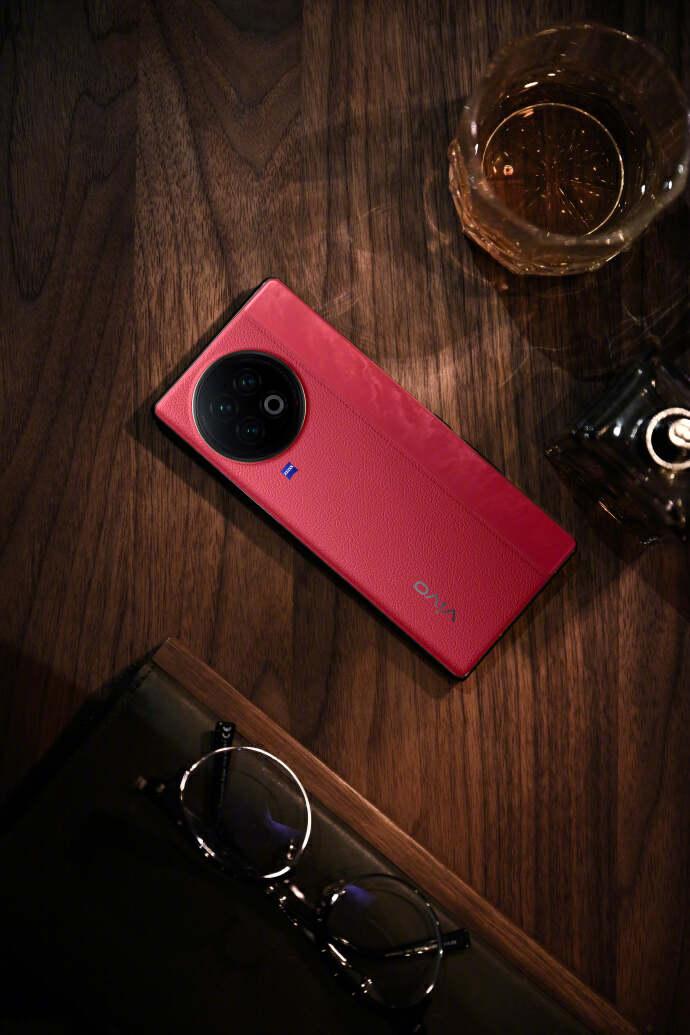 新篇章！vivo X Fold2 / X Flip领衔折叠屏时代