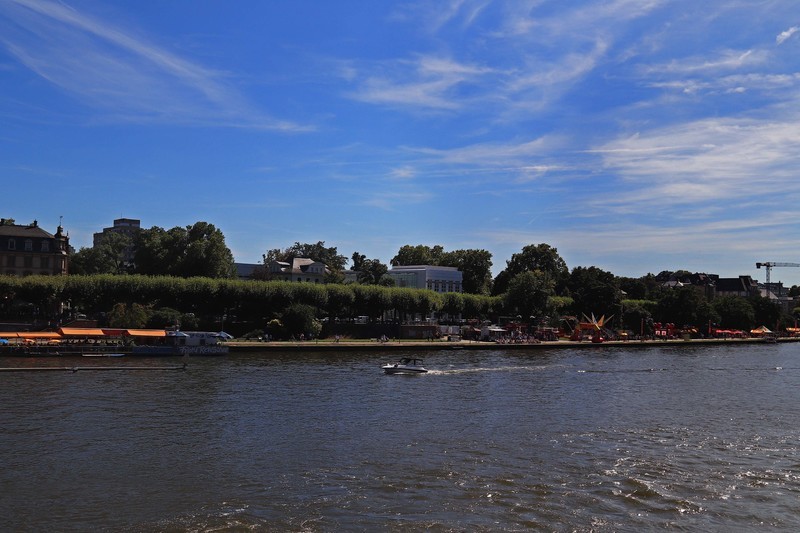 游览德国法兰克福(一）