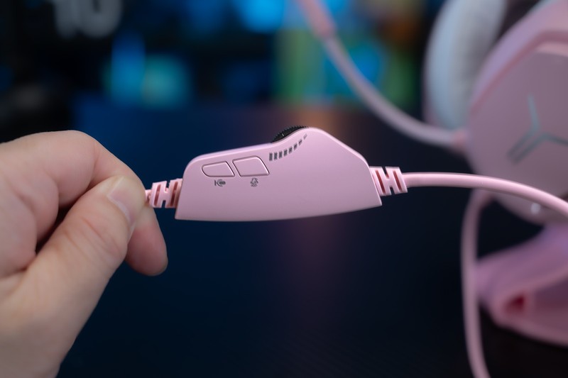 化繁为简，甜酷少女的上分神器，拯救者R360粉色电竞耳机评测