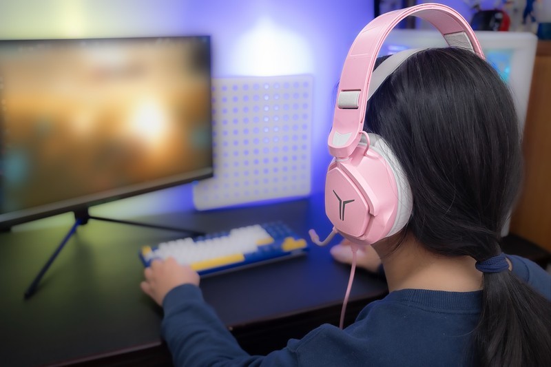 化繁为简，甜酷少女的上分神器，拯救者R360粉色电竞耳机评测