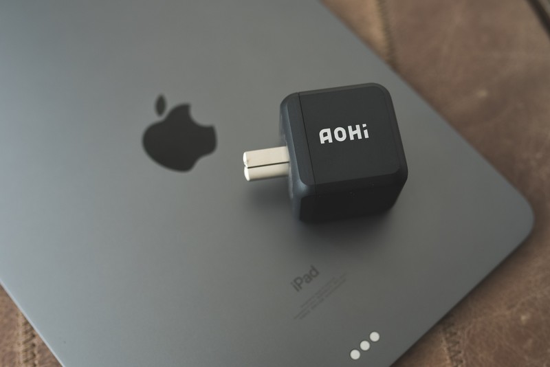 通勤充电功率怎么选？喂饱只需找两款氮化镓