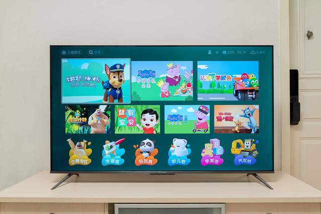 豪华配置，站上2000元档质价比巅峰，雷鸟鹏6 55寸4K游戏电视评测