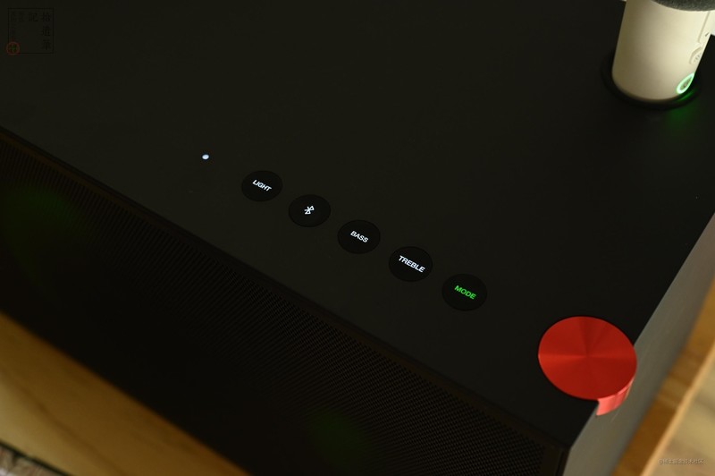 酷热天气不想出去玩，夏日在家K歌更痛快