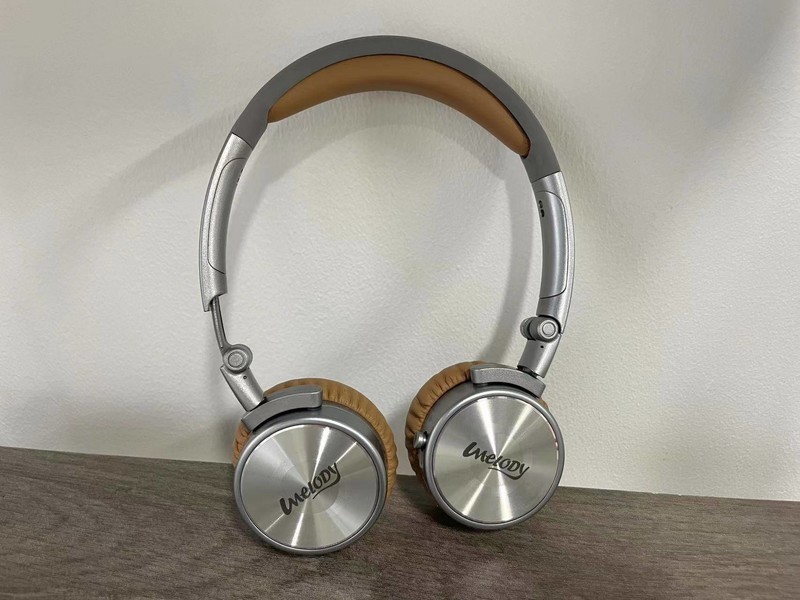 搭配这款Umelody复古耳机，拍照更好看，OOTD千禧辣妹风耳机