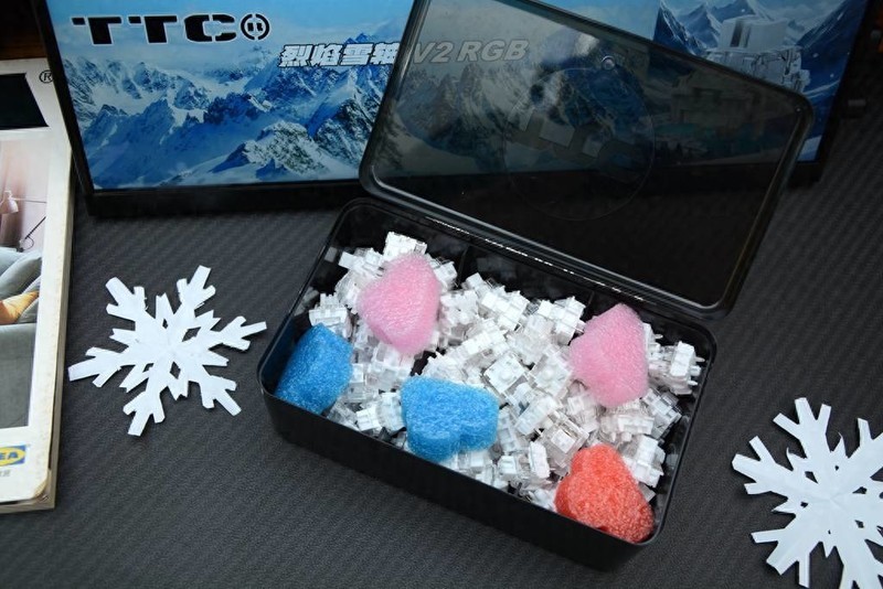 TTC烈焰雪轴V2：游戏工作一键掌握，触觉、听觉、视觉大提升