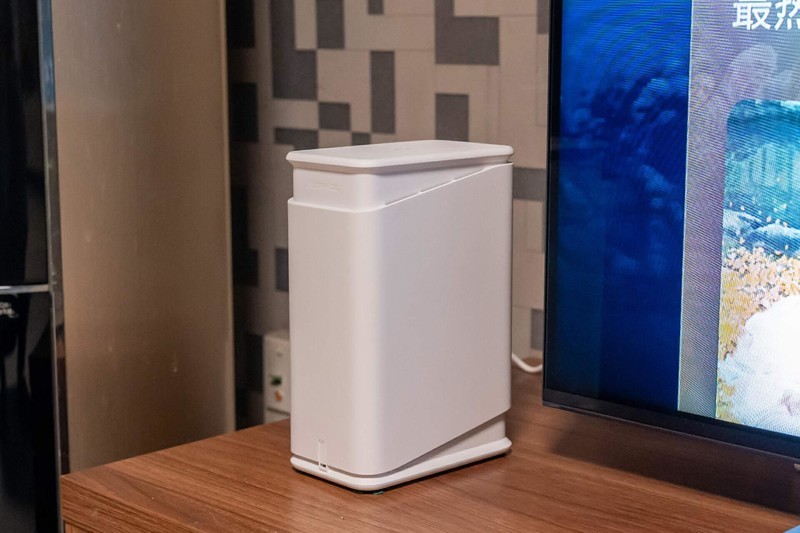 折腾完电影又开始研究相册，快60岁的老人竟然迷上了极空间NAS