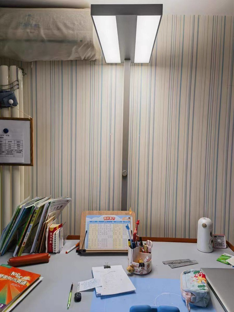 儿童护眼大路灯怎么选择？盘点2025护眼大路灯推荐排行榜前十名品牌