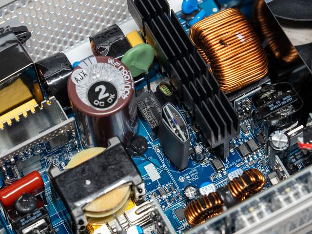 经典九宫格再进化，振华LEADEX III PROA 1000W电源拆机分享