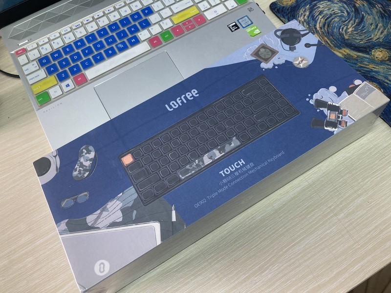 洛斐小翘又精巧，办公娱乐真是妙