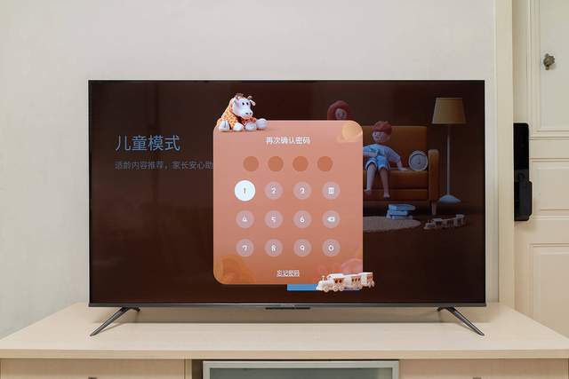 豪华配置，站上2000元档质价比巅峰，雷鸟鹏6 55寸4K游戏电视评测