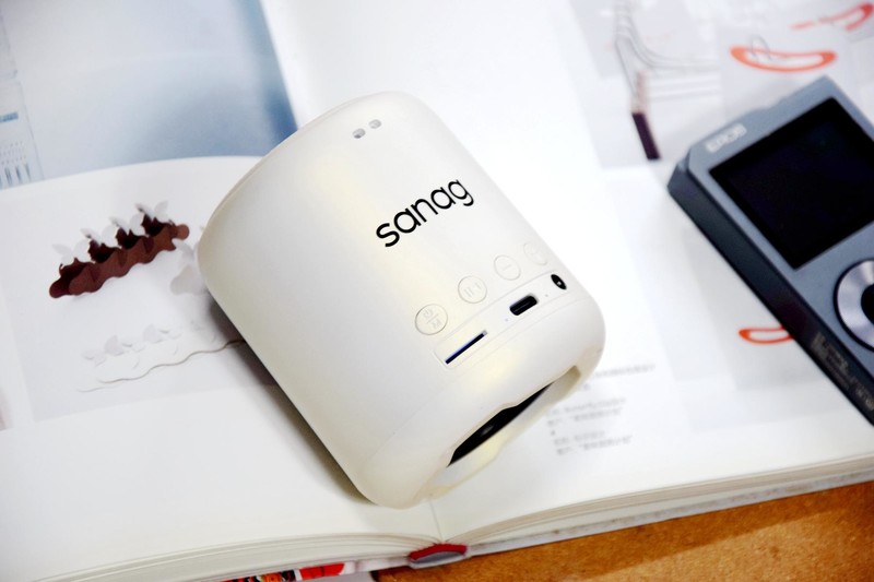 小清新桌搭怎么选音箱？加个sanag塞那X6S联名款音箱，效果如何？